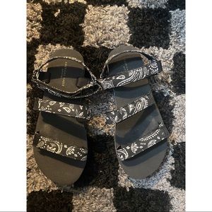 Bandana sandals